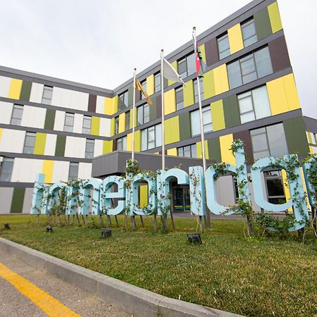 Homebridge Hotel Apartments 바쿠 외부 사진